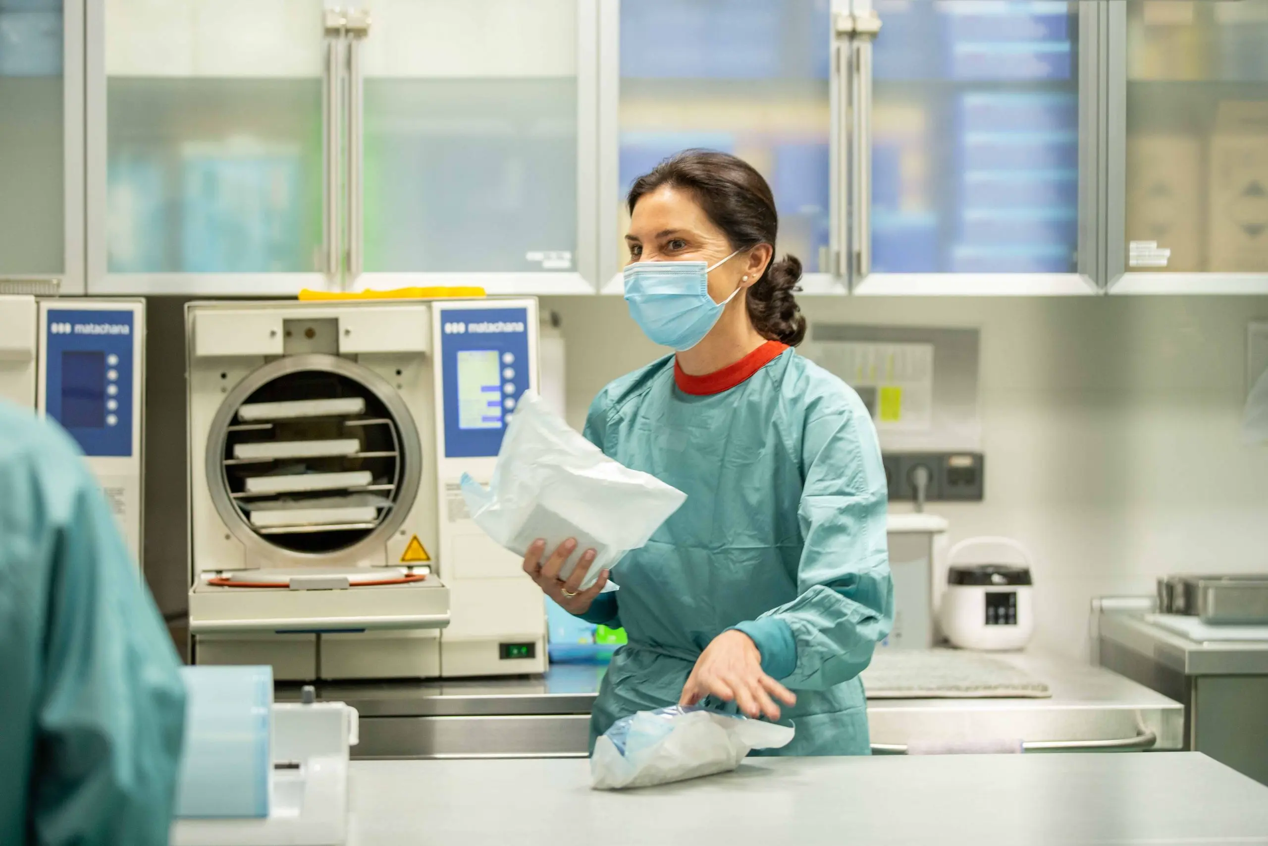 Imagen de una doctora en la clínica Tejerina